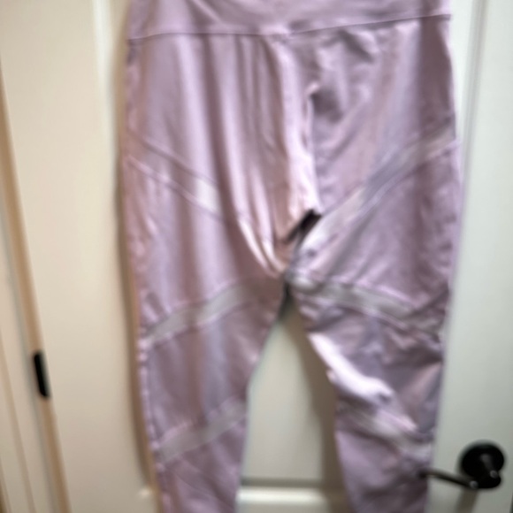 Offline women's Lavender Athletic Leggings size L/ NWOT A153 - Picture 4 of 4